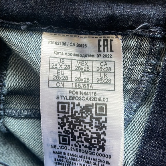 Jeans - Picture 4 of 4